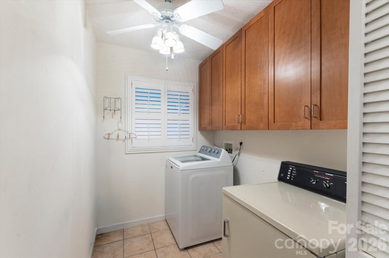 108 Bridgette loop Rd, Hendersonville, NC 28791