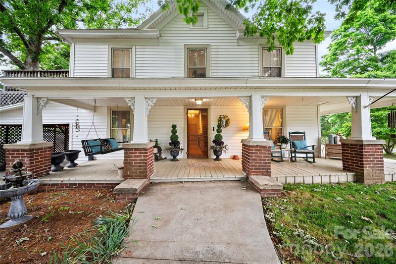 216 2nd St, Denton, NC 27239
