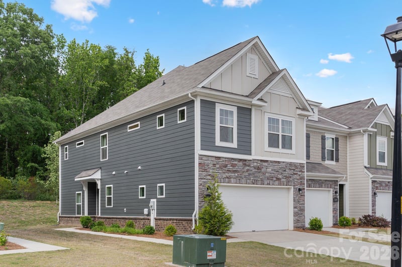 230 Quinn Rd #21, Matthews, NC 28104