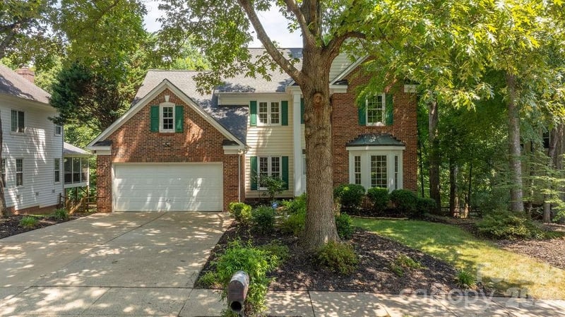 5217 Fairvista Dr, Charlotte, NC 28269