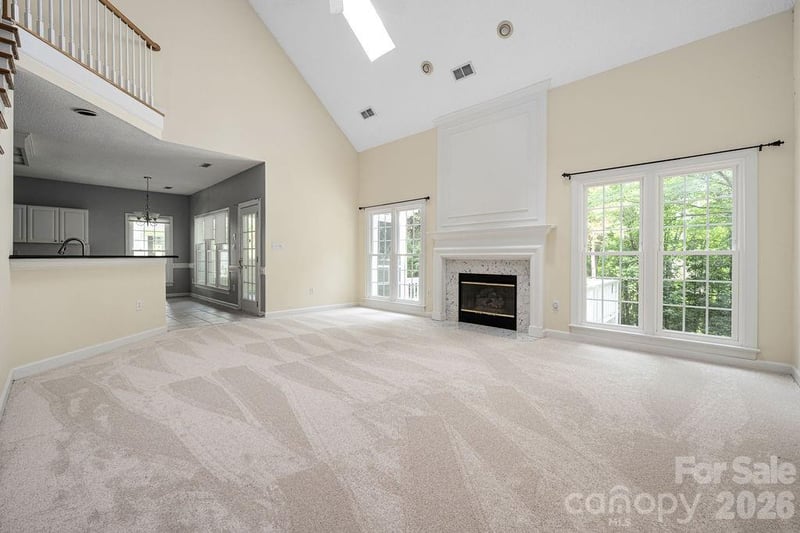 5217 Fairvista Dr, Charlotte, NC 28269