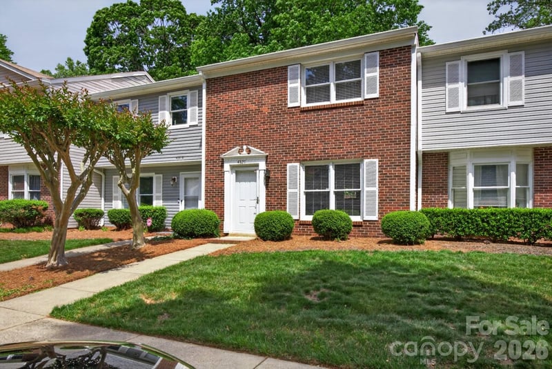 4321 Baylor St, Greensboro, NC 27455