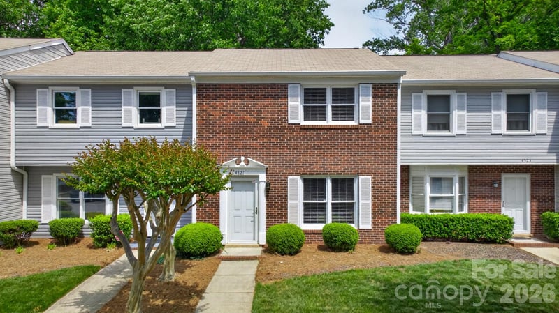 4321 Baylor St, Greensboro, NC 27455