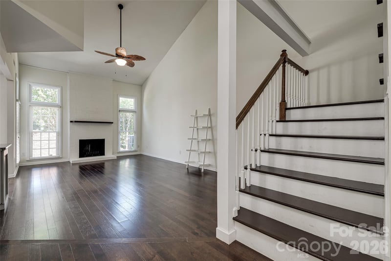 9235 Vicksburg Park Ct, Charlotte, NC 28210