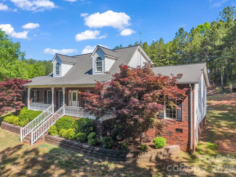 1467 Camp Creek Rd, Union Mills, NC 28167