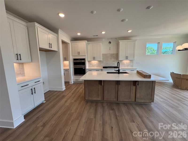 2265 Tabor Rd, Sherrills Ford, NC 28673