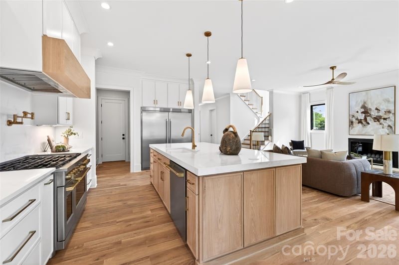 709 Bertonley Ave, Charlotte, NC 28211