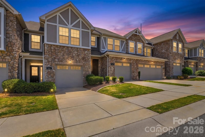 1223 Bhaltair Ln, Fort Mill, SC 29708