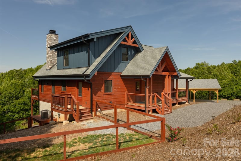 170 Summit Dr, Nebo, NC 28761