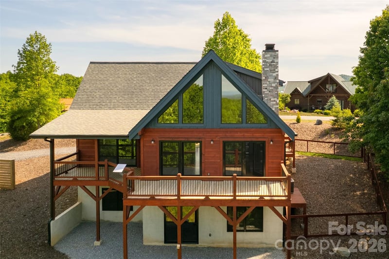 170 Summit Dr, Nebo, NC 28761