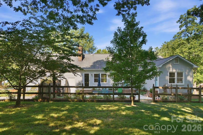 1200 Beechdale Dr, Charlotte, NC 28212