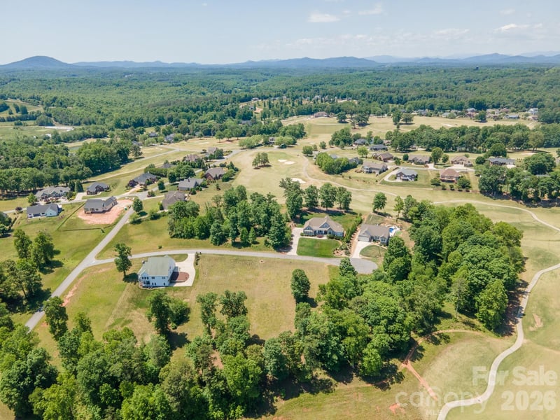 3656 Cornwell Ct #142, Morganton, NC 28655