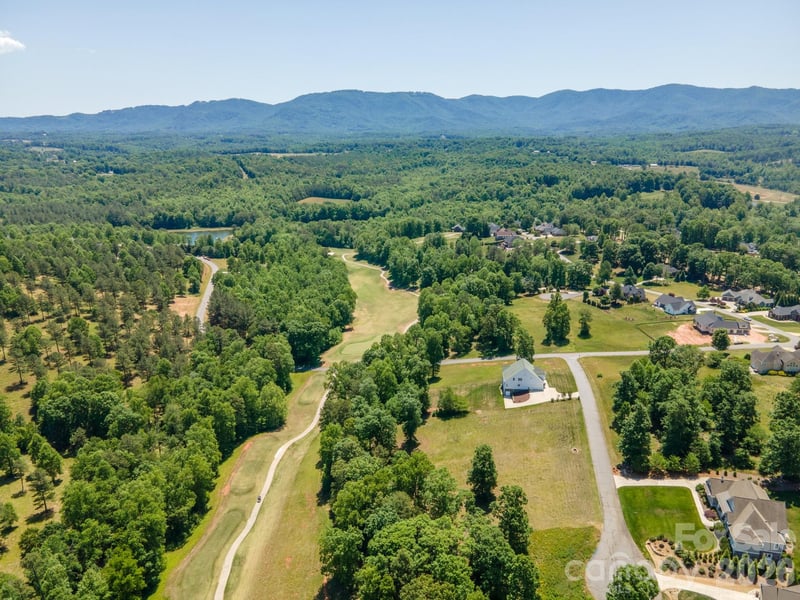 3656 Cornwell Ct #142, Morganton, NC 28655