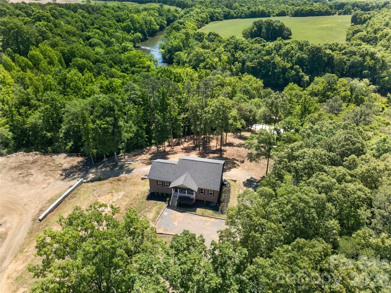 6151 Settlers Trl, Stanfield, NC 28163