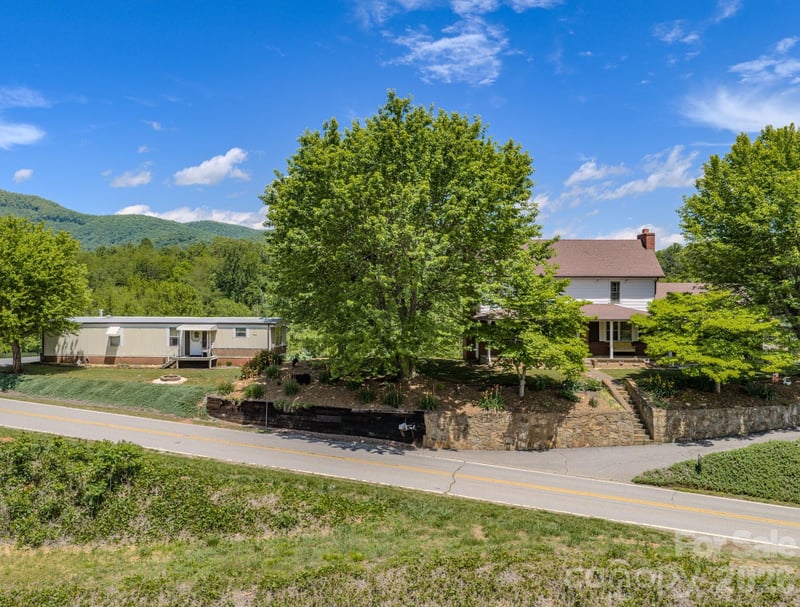 502 and 504 Old Us 19 23 Hw, Candler, NC 28715