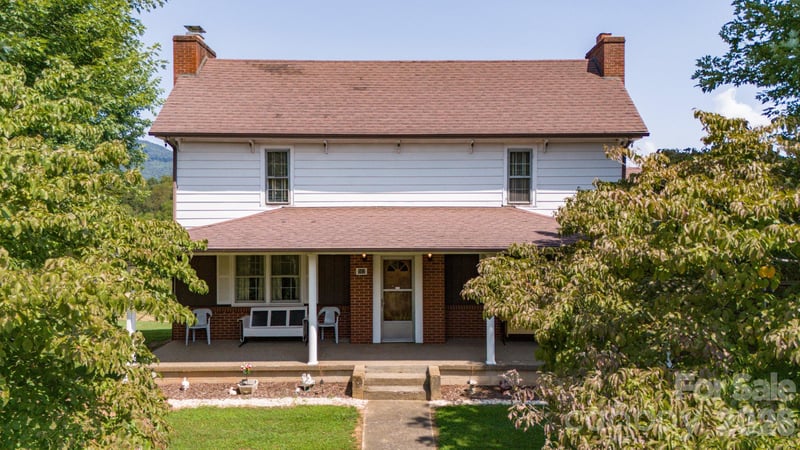 502 and 504 Old Us 19 23 Hw, Candler, NC 28715