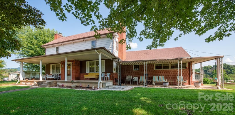 502 and 504 Old Us 19 23 Hw, Candler, NC 28715