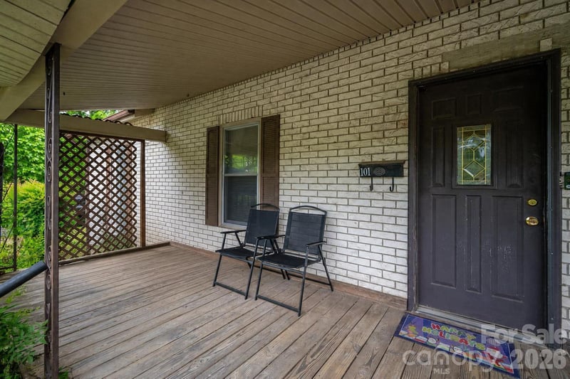 101 Huss Ave, Cherryville, NC 28021
