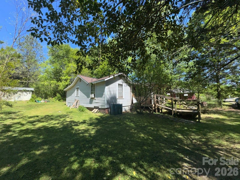 1011 Wellman St, Gastonia, NC 28054