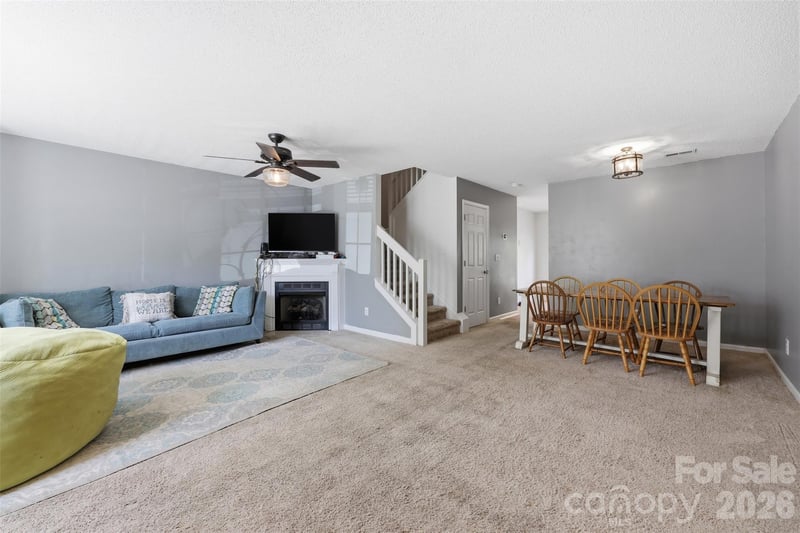 104 Gelderland Dr, Matthews, NC 28104