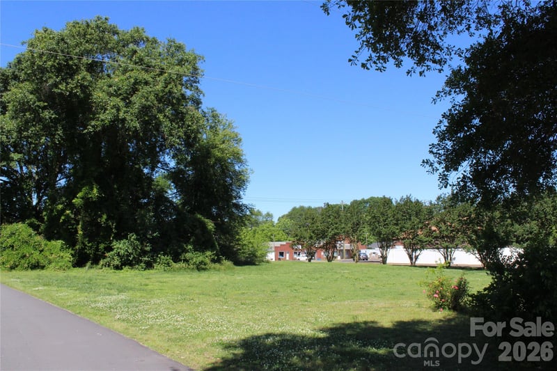 617 Us 221 Hw, Rutherfordton, NC 28139