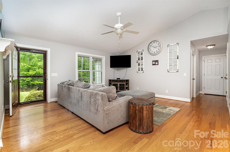 204 Millwheel Ln, Mount Gilead, NC 27306