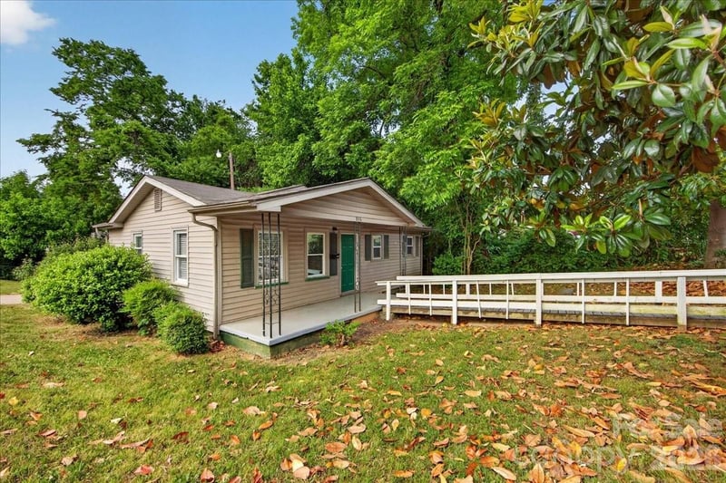 936 Holland Ave, Charlotte, NC 28206