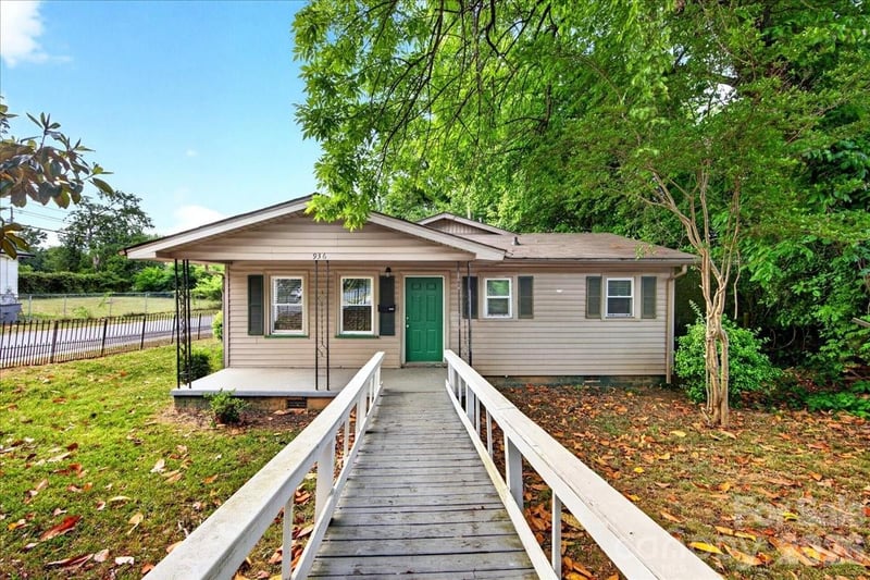 936 Holland Ave, Charlotte, NC 28206