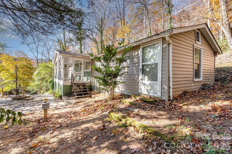 243 Boys Camp Rd, Lake Lure, NC 28746