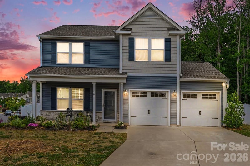 103 Trissy Ct, Statesville, NC 28625