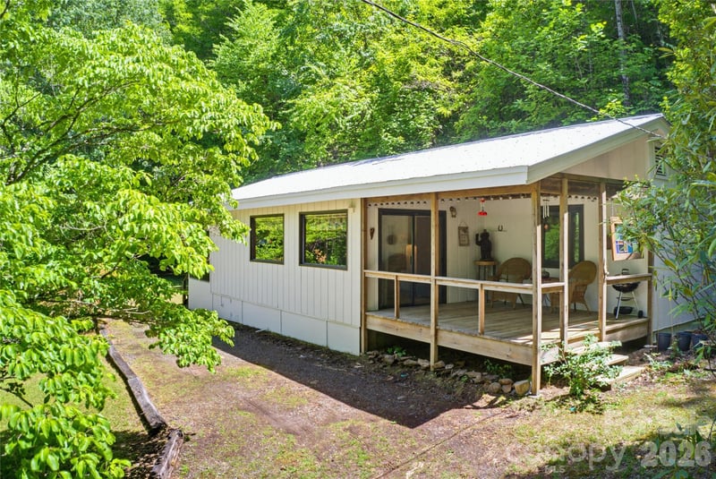 223 Little Cove Rd, Sylva, NC 28779