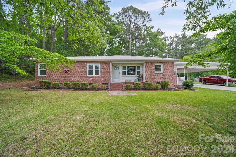 303 Allenton St, Mount Gilead, NC 27306