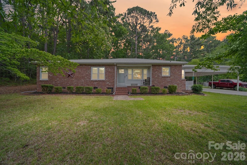 303 Allenton St, Mount Gilead, NC 27306