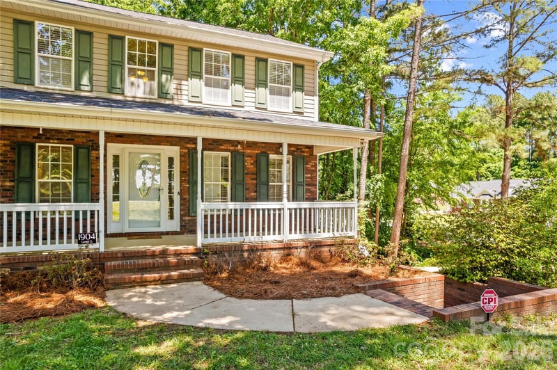1904 Lorelei Ct, Mount Pleasant, NC 28124