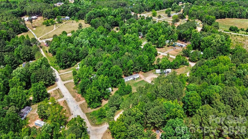 50 Pineview Cir, Wadesboro, NC 28170