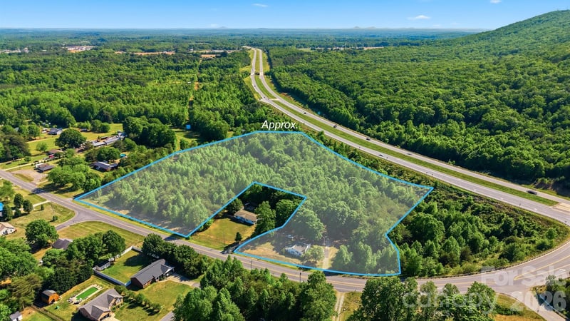 5429 Nc 16 Business Hw, Maiden, NC 28650