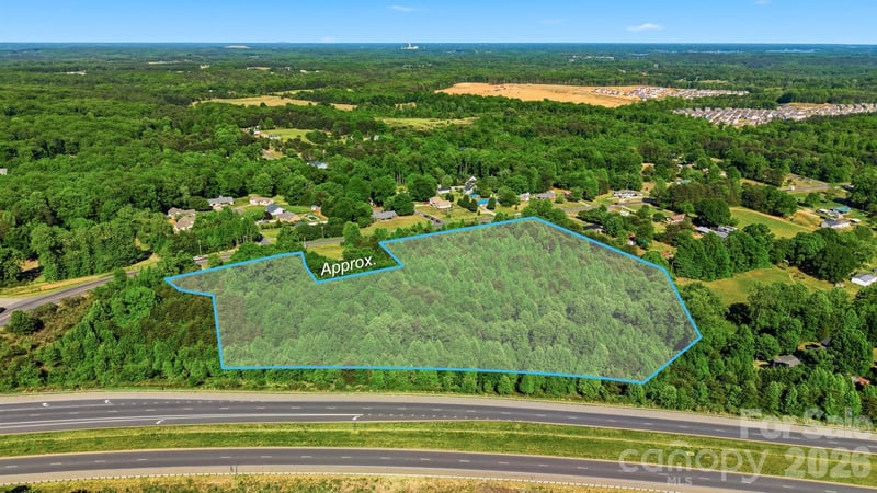 5429 Nc 16 Business Hw, Maiden, NC 28650