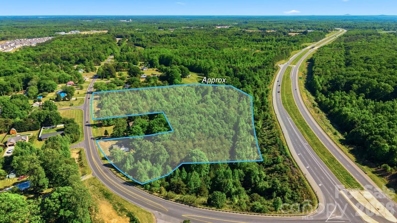 5429 Nc 16 Business Hw, Maiden, NC 28650