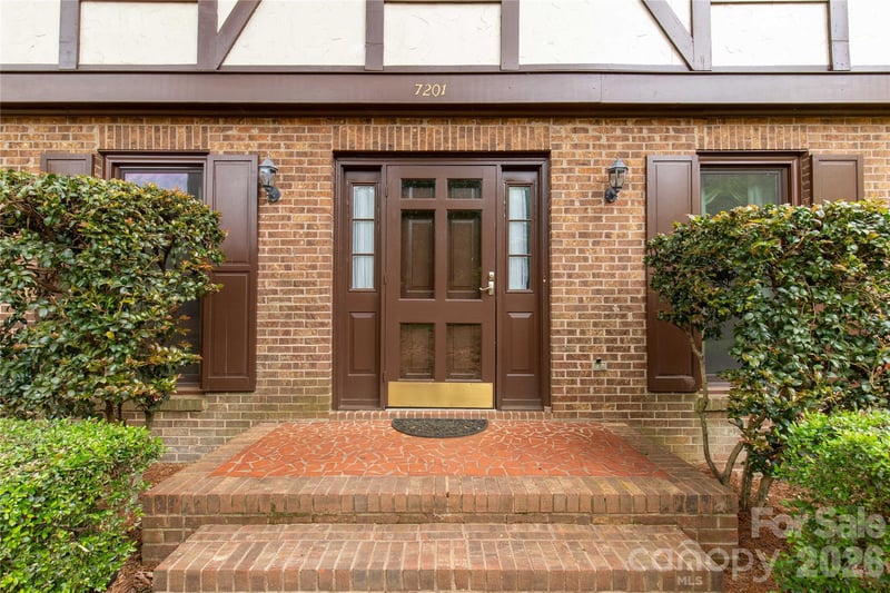 7201 Hopeton Rd, Charlotte, NC 28210