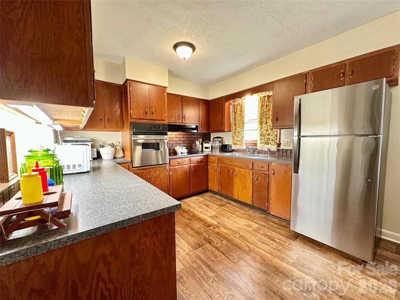 1577 Catawba Ter, Lenoir, NC 28645