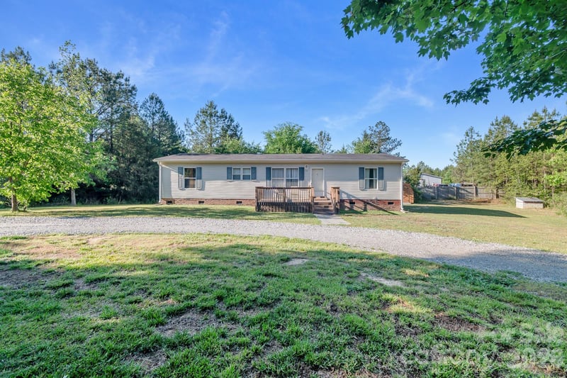 728 Preston Brooks Dr, Catawba, SC 29704