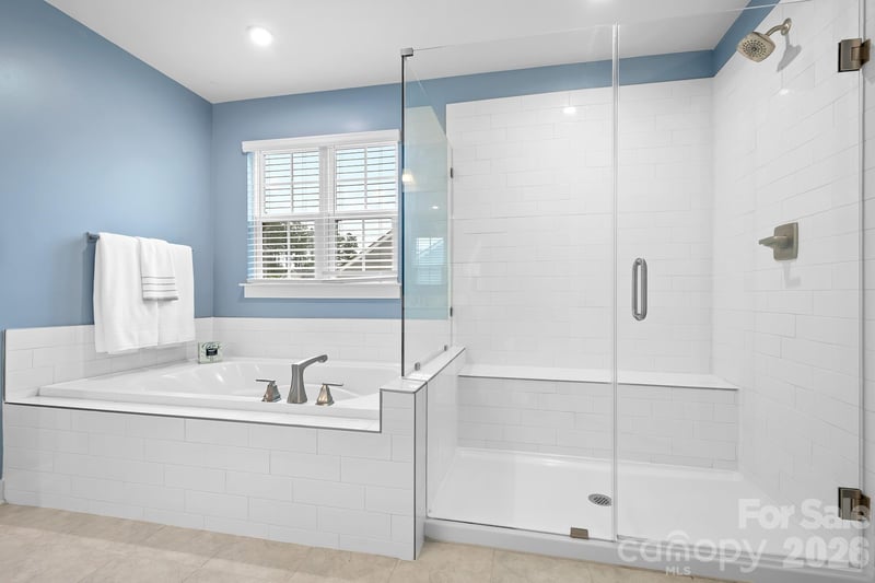 9233 Hollow Bend Dr, Huntersville, NC 28078