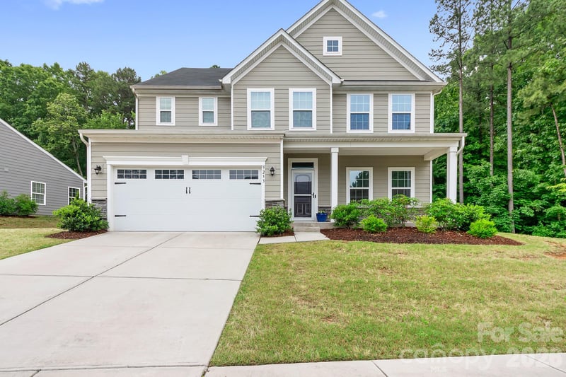 9233 Hollow Bend Dr, Huntersville, NC 28078