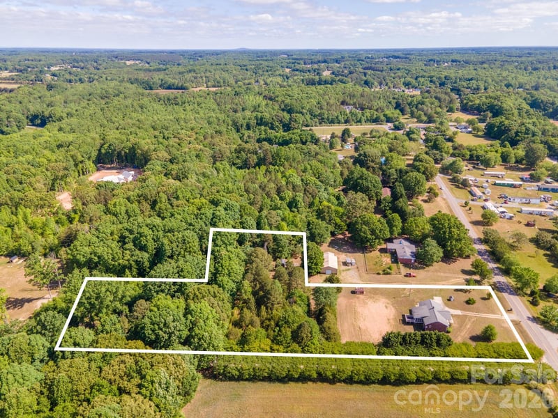 7195 Beaver Rd, Kannapolis, NC 28081