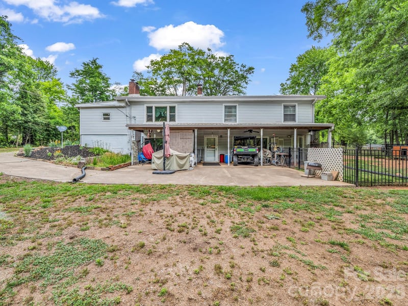 408 Hollis Rd, Ellenboro, NC 28040