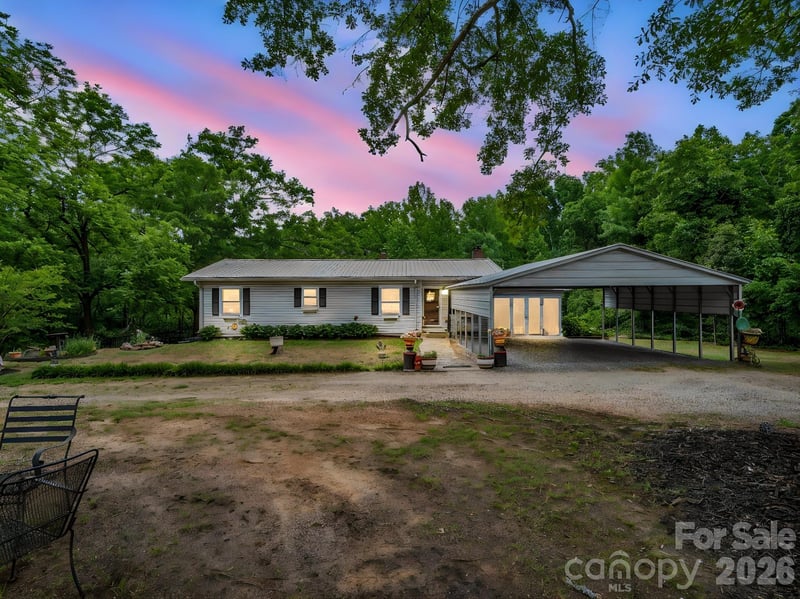 408 Hollis Rd, Ellenboro, NC 28040