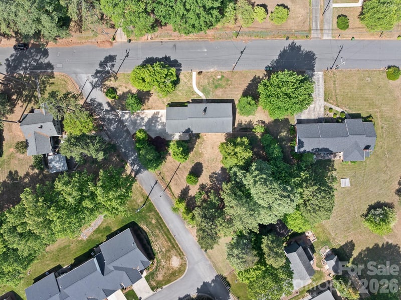 26 Eastside Dr, Lexington, NC 27292