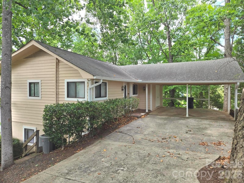 17701 Burnt Hickory Dr #L93A, Charlotte, NC 28278