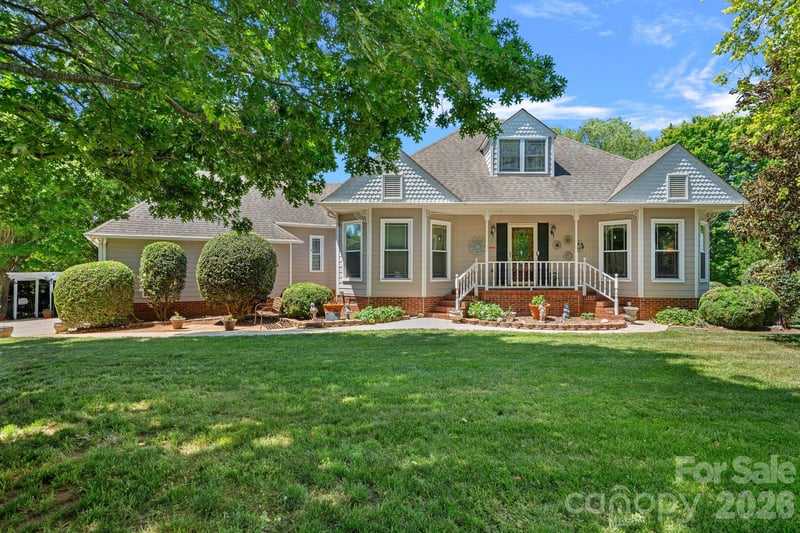 240 Canvasback Rd, Mooresville, NC 28117