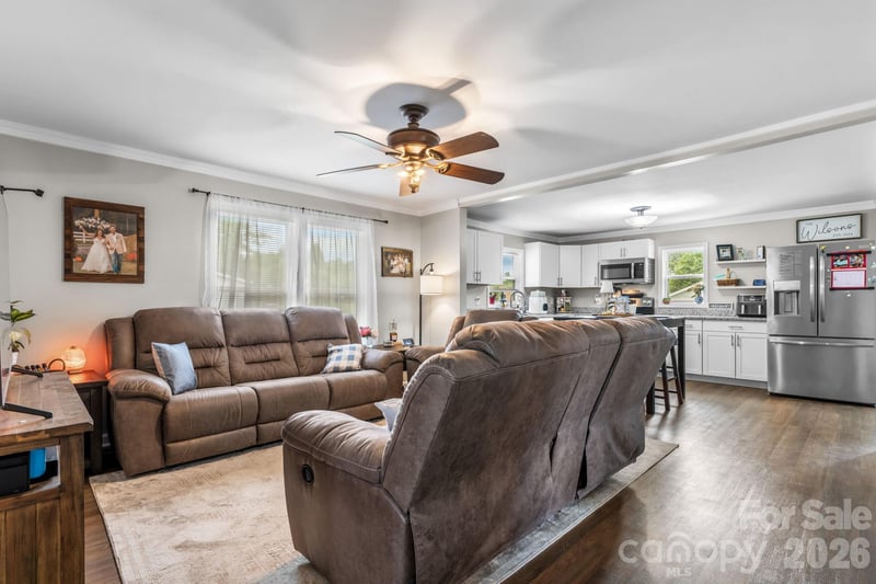 3941 Springs Rd, Conover, NC 28613